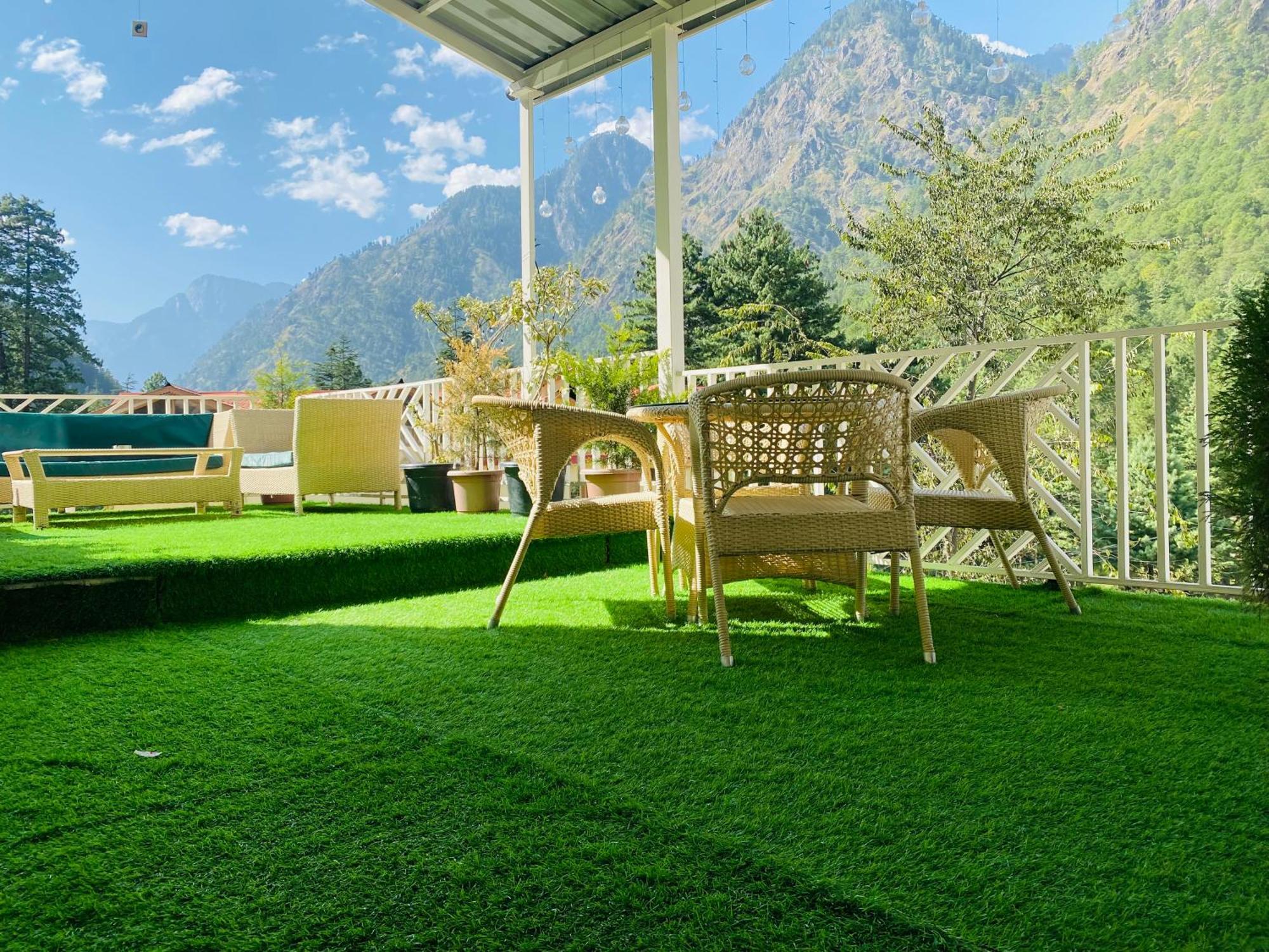 Hotel Royal Castle Kasol Exterior foto
