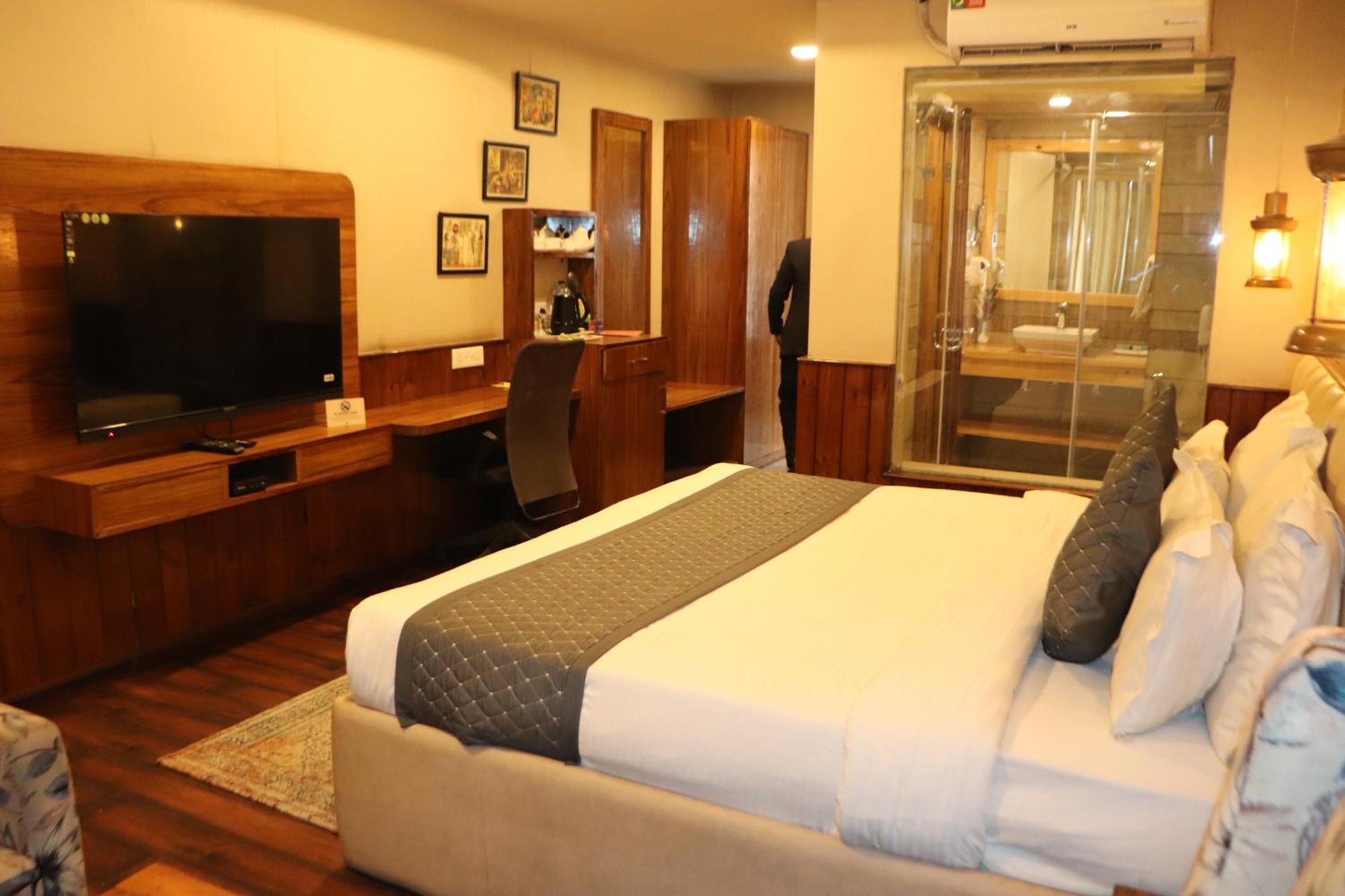 Hotel Royal Castle Kasol Exterior foto