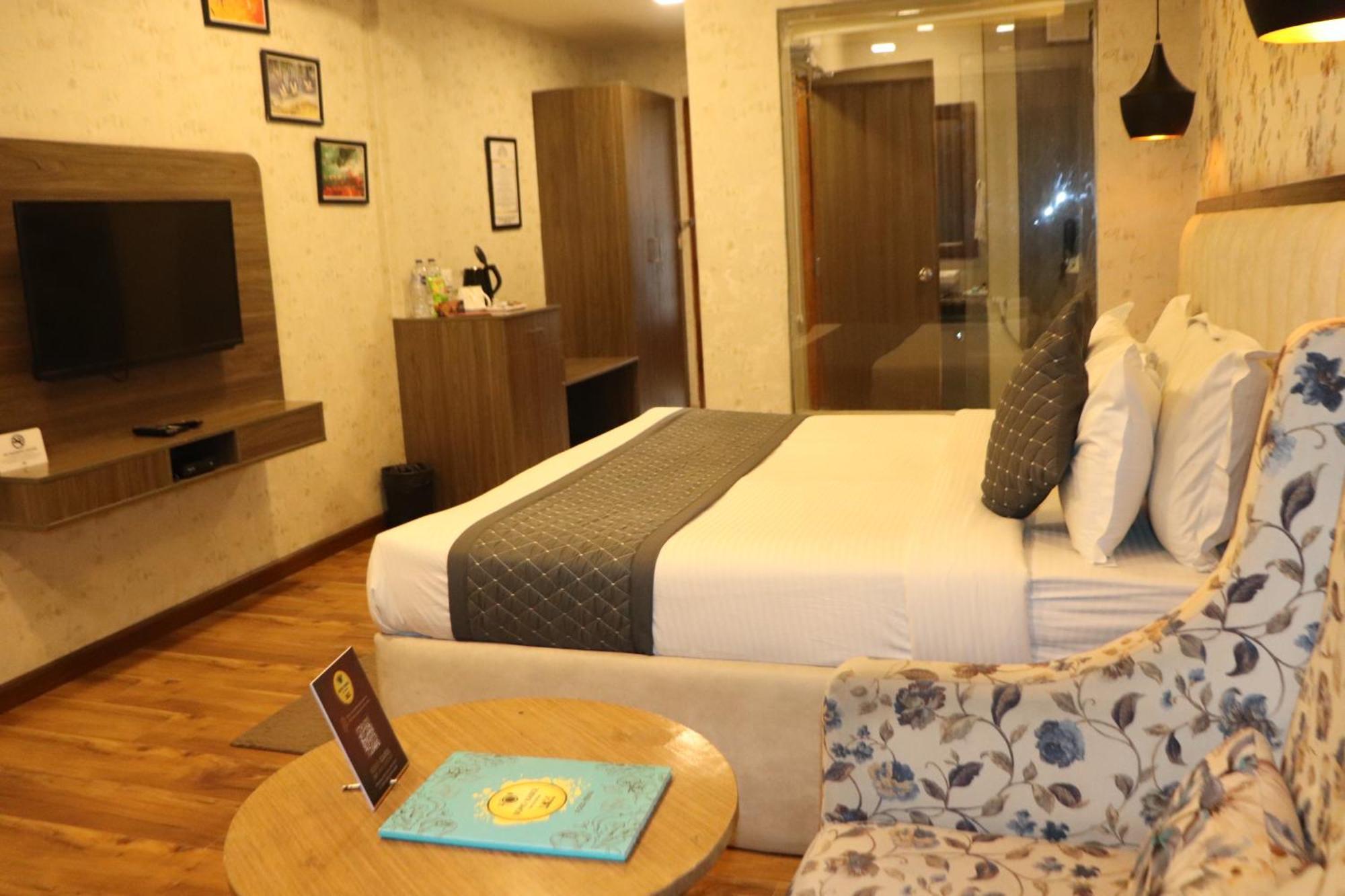 Hotel Royal Castle Kasol Exterior foto